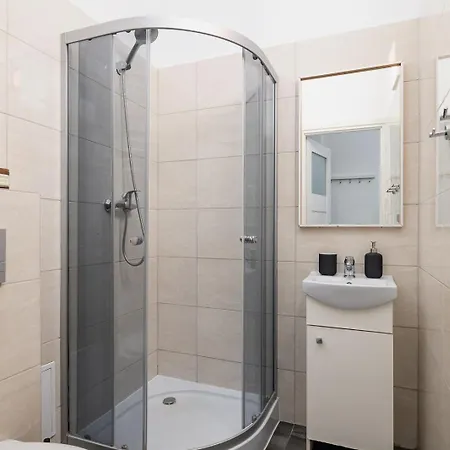 Apartment 2-bedroom With Balcony - Dluga 65 Krakau