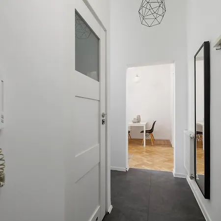 2-bedroom With Balcony - Dluga 65 Apartment